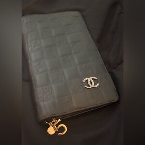 CHANEL Quilted Calfskin Cambon Ligne Long Wallet with Chanel Keychain